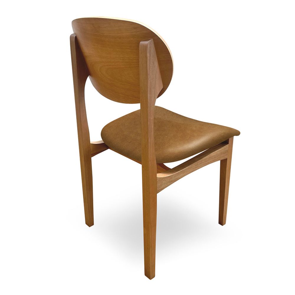 Cadeira-Luiza---Jequitiba-Natural-e-Caramelo-4